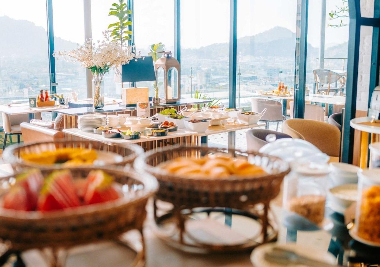 Hilltop Wellness Resort Kathu Kültér fotó